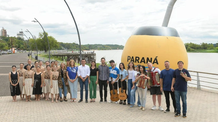 Babasonicos en la Fiesta Nacional del Mate, Paraná, Entre Ríos, Argentina el 8 de febrero de 2025